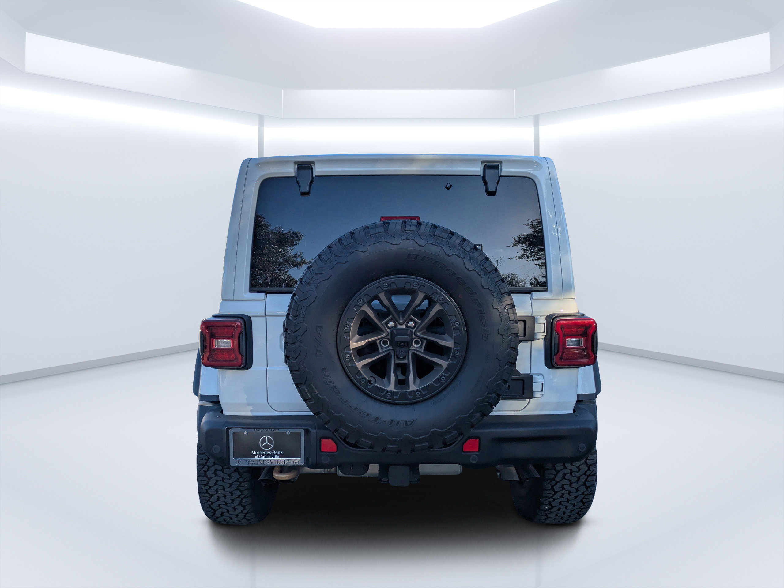 2024 Jeep Wrangler Rubicon 392 photo 4