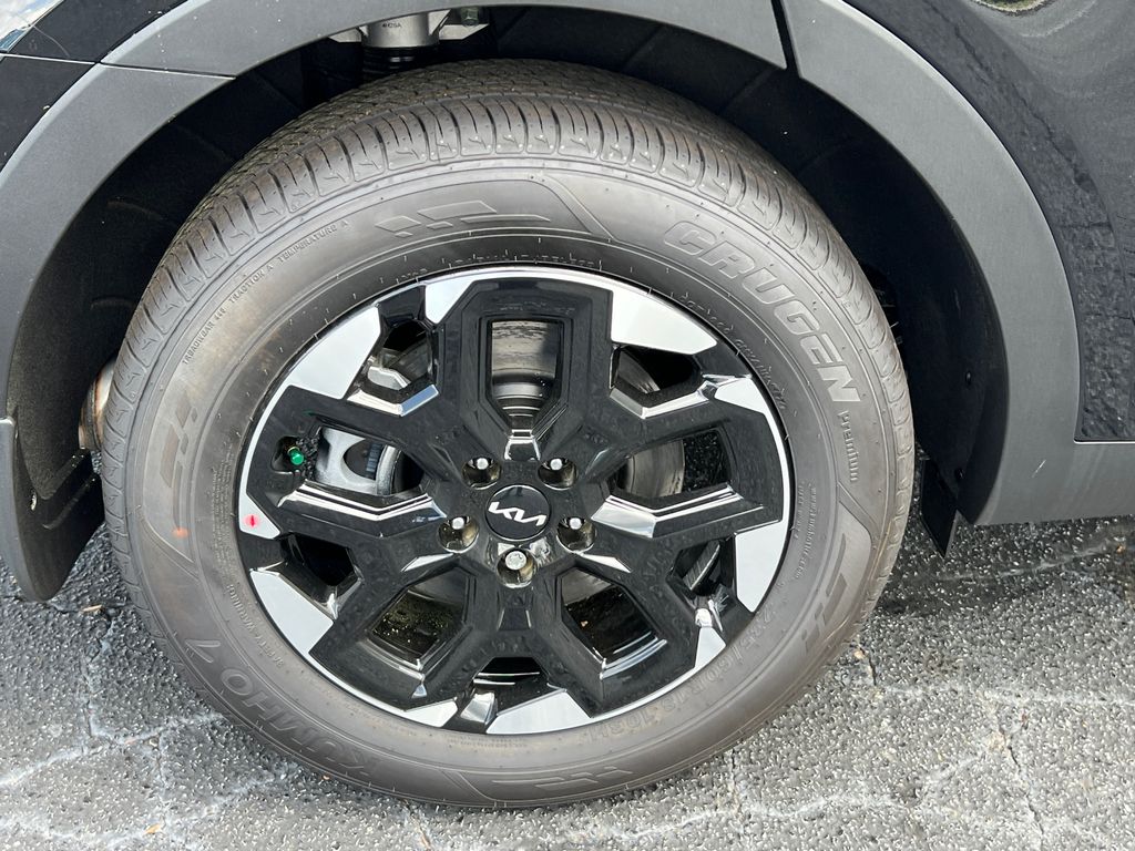 2025 Kia Sorento S photo 16