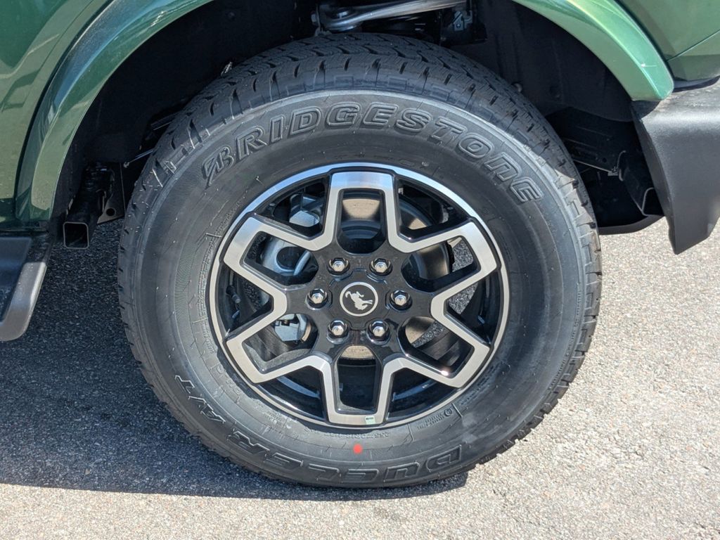 2025 Ford Bronco Outer Banks photo 11