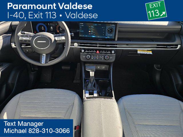 2026 Hyundai Santa Cruz SE photo 4