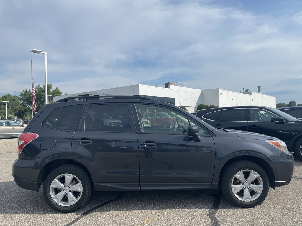Used 2016 Subaru Forester i Premium with VIN JF2SJADC2GH536834 for sale in Rochester, Minnesota