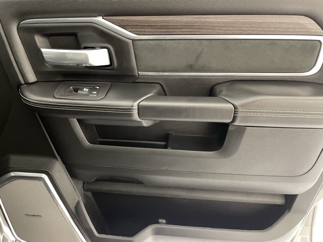 2026 Ram 3500 Laramie photo 45