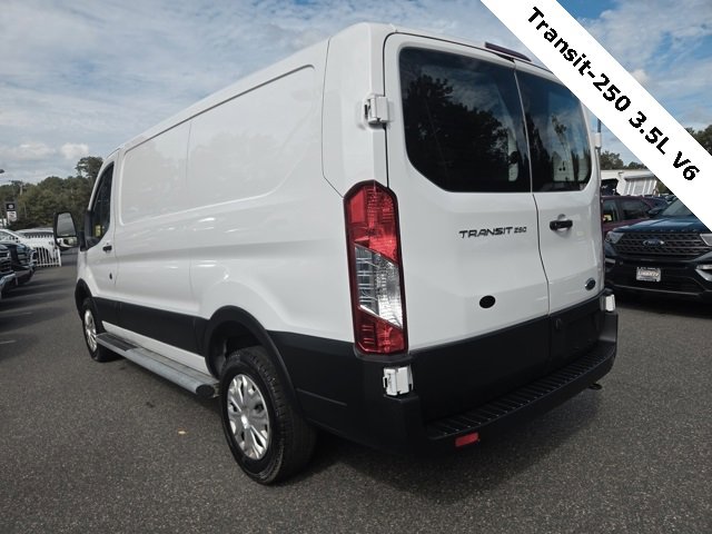 2024 Ford Transit Cargo Van photo 7