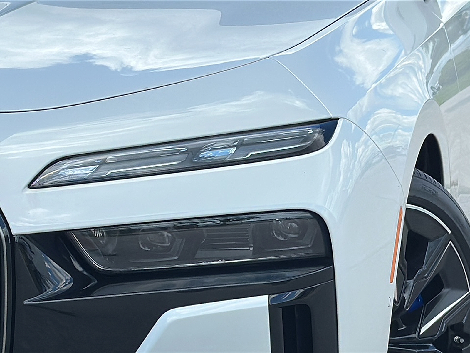 2024 Bmw i7 xDrive60 photo 2