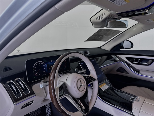 2026 Mercedes Benz S 500 4MATIC photo 9