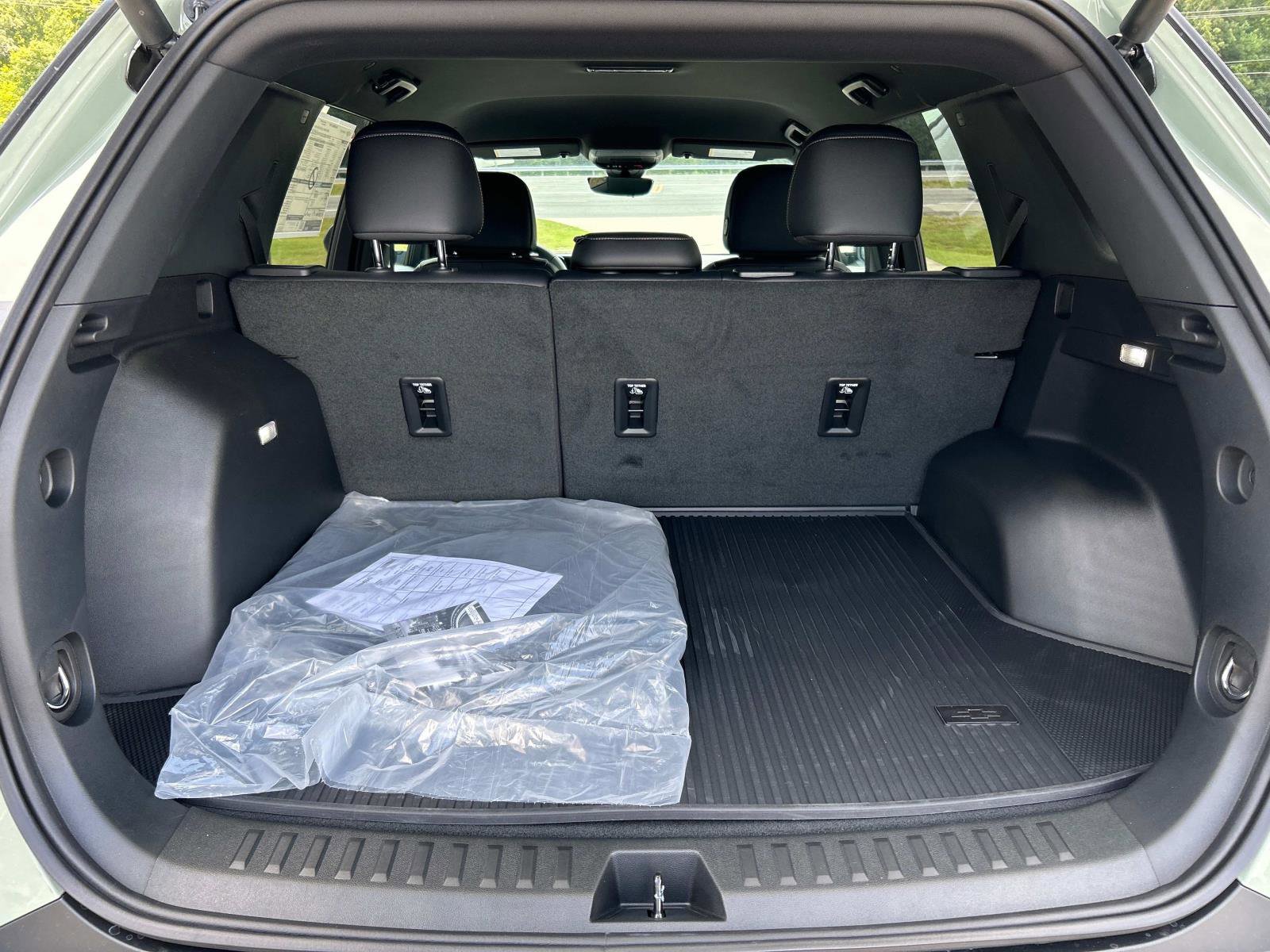 2026 Chevrolet Equinox LT photo 19