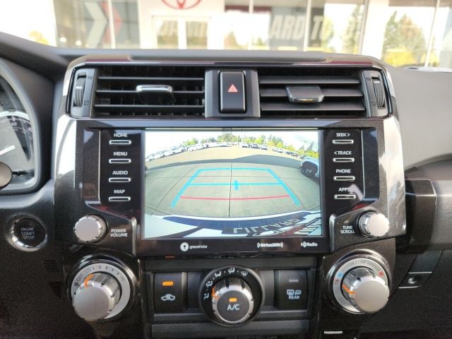 2023 Toyota 4Runner TRD Off-Road Premium photo 3