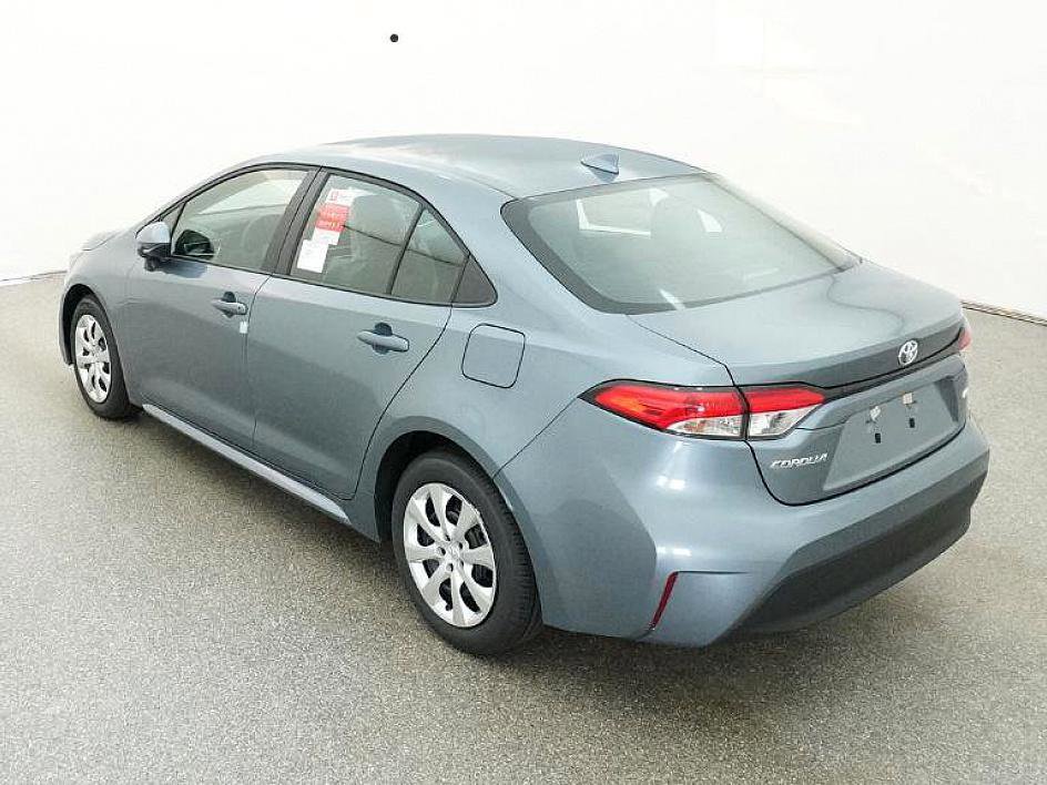 2025 Toyota Corolla LE photo 35