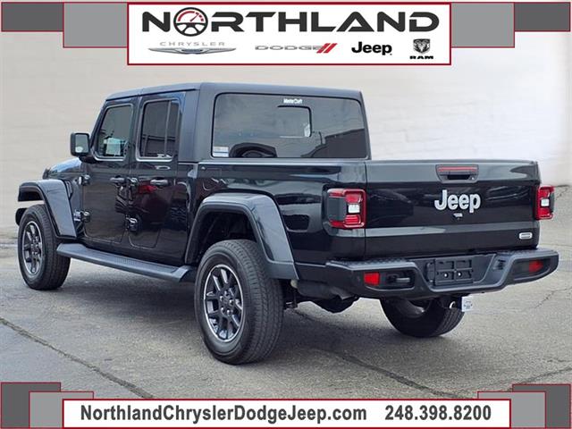 2020 Jeep Gladiator Overland photo 2