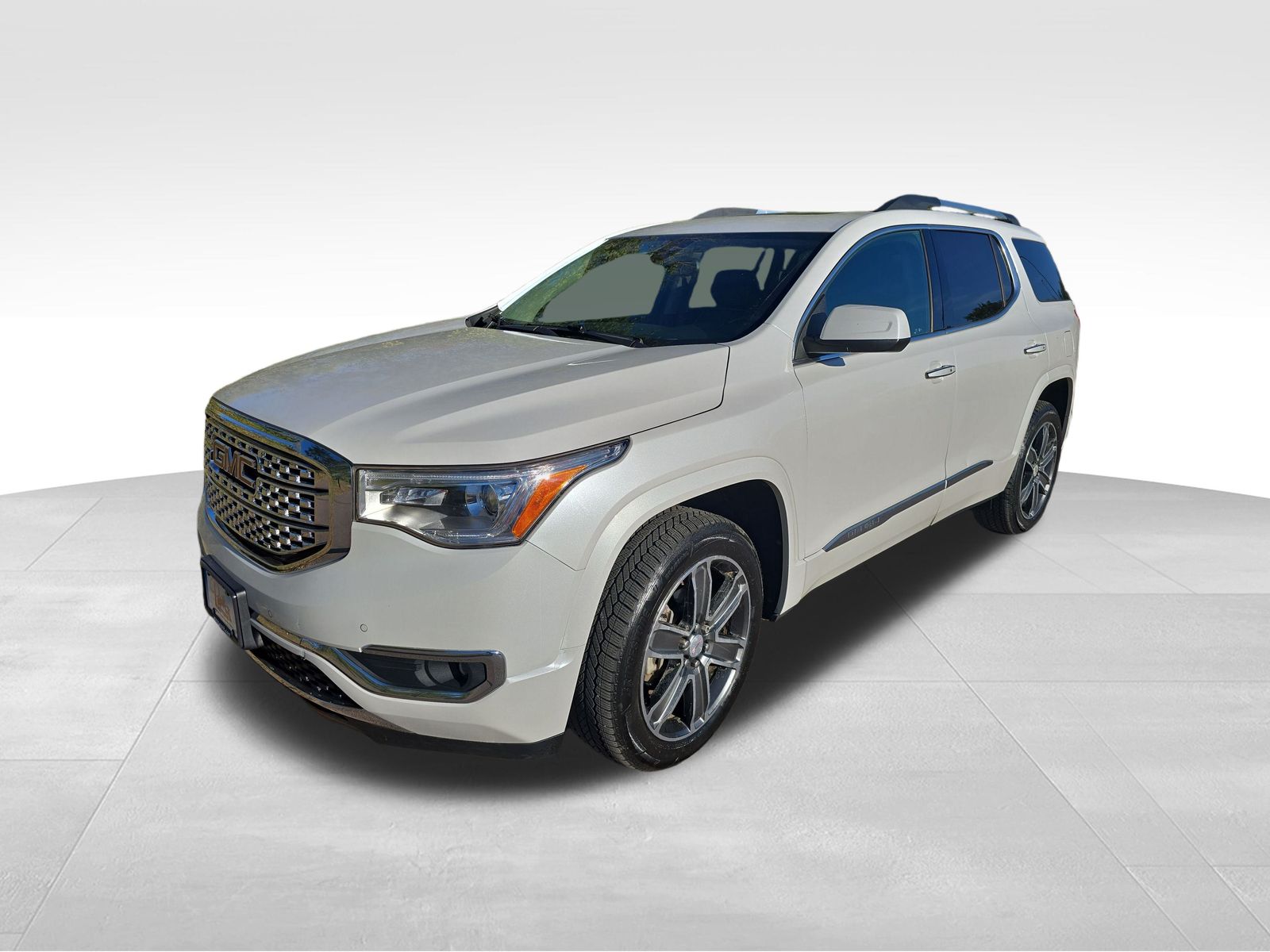 Used 2018 GMC Acadia Denali with VIN 1GKKNXLS0JZ162017 for sale in Luverne, Minnesota