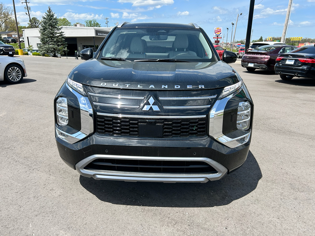 2025 Mitsubishi Outlander SEL photo 2