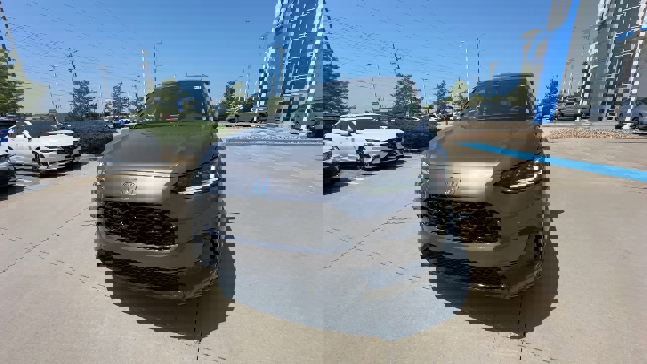 2026 Honda HR-V EX-L photo 3