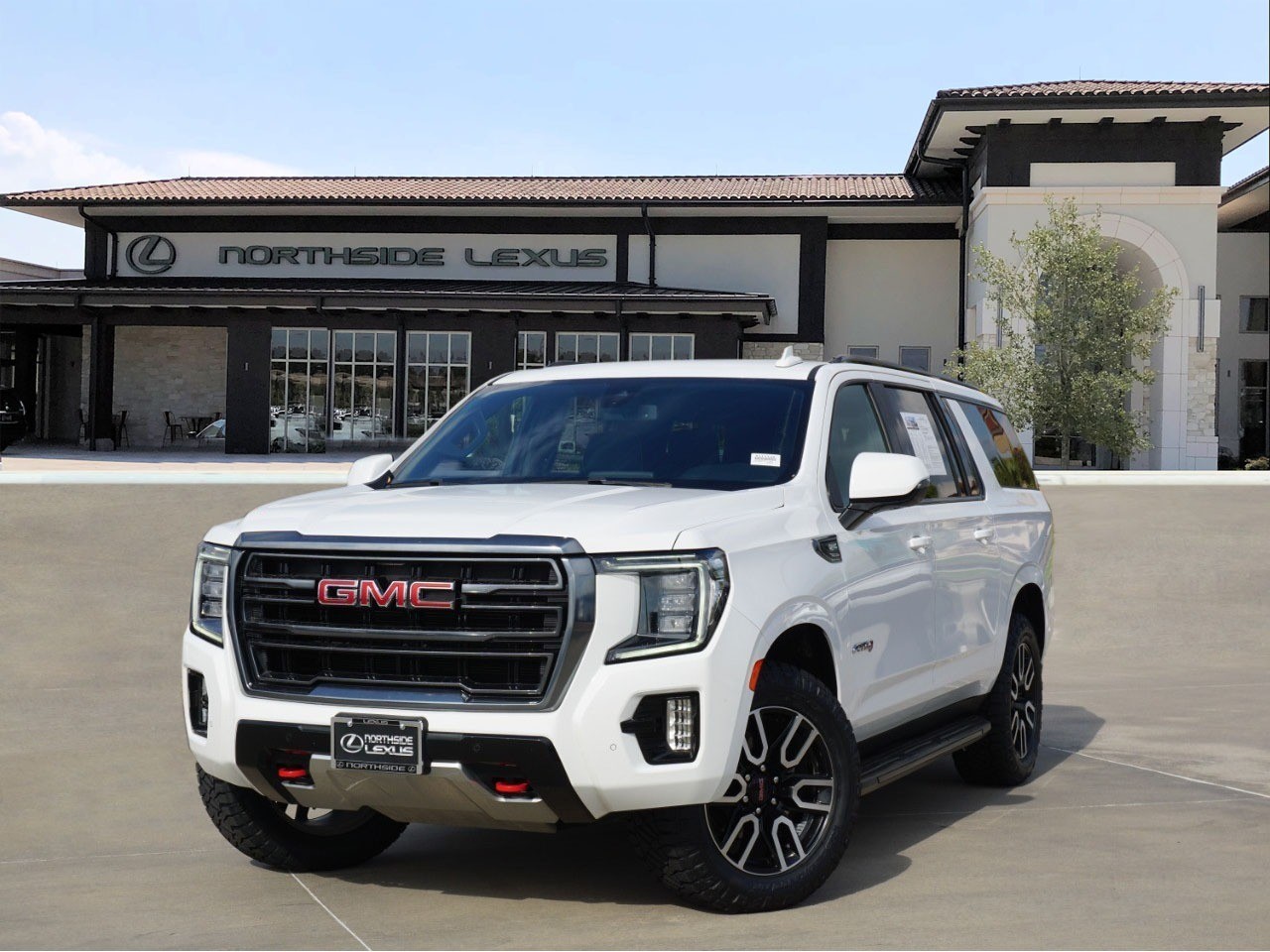 2022 GMC Yukon XL AT4's photo