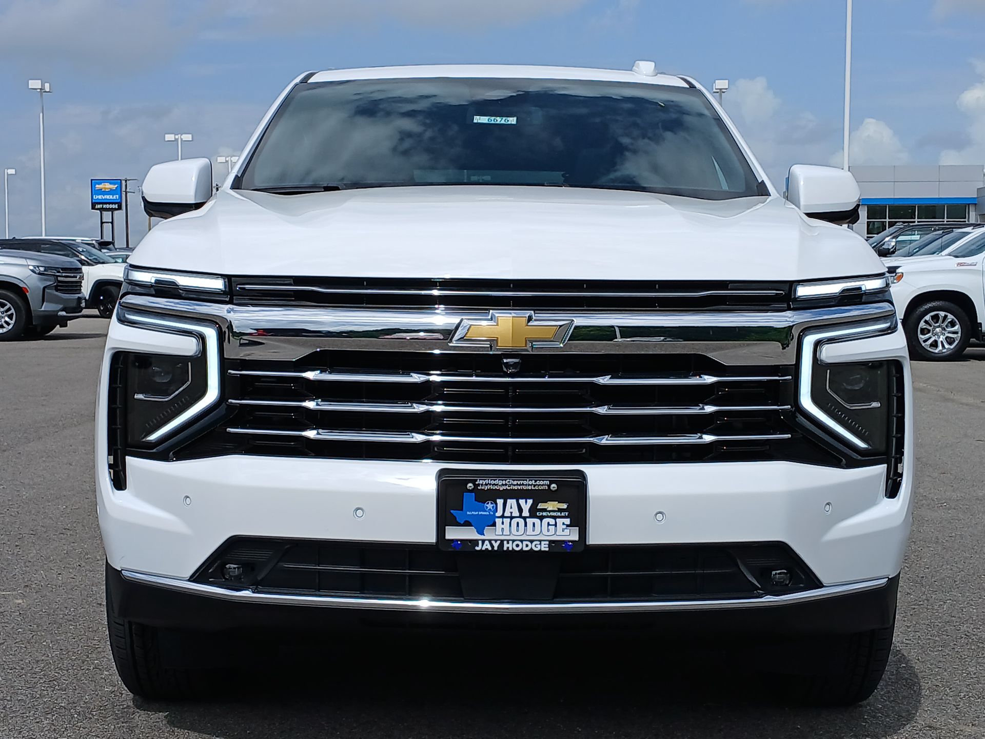 2025 Chevrolet Suburban LT photo 31