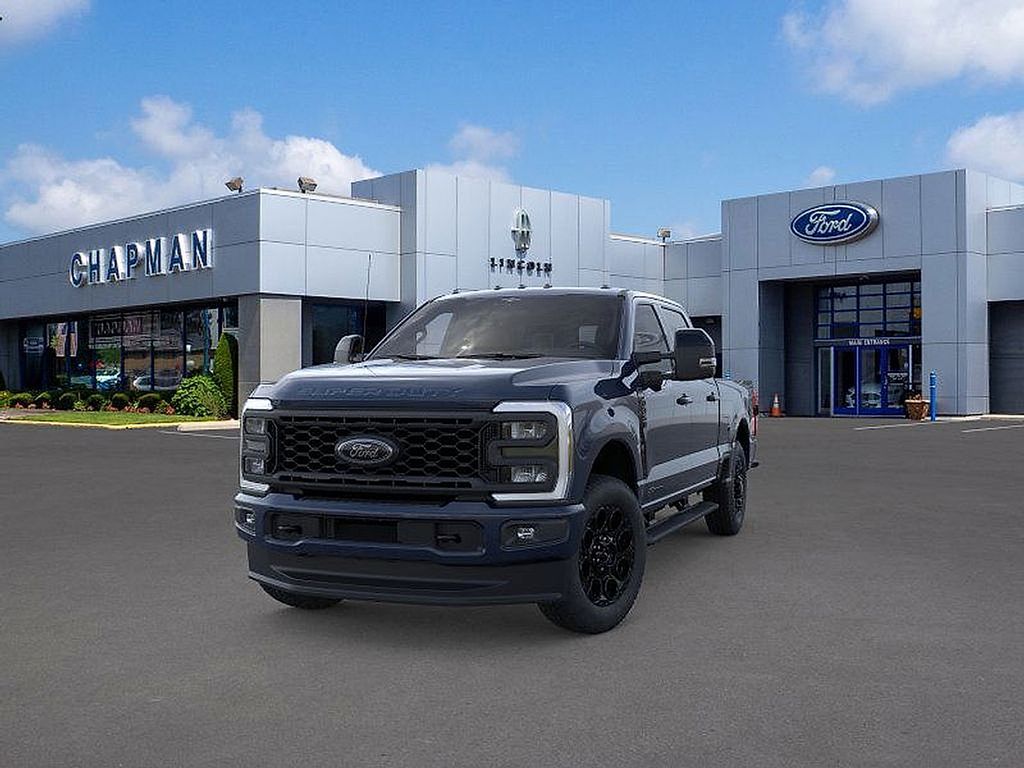 2025 Ford F-350 Lariat photo 2