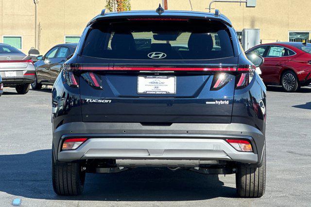 2026 Hyundai Tucson Hybrid Limited photo 3