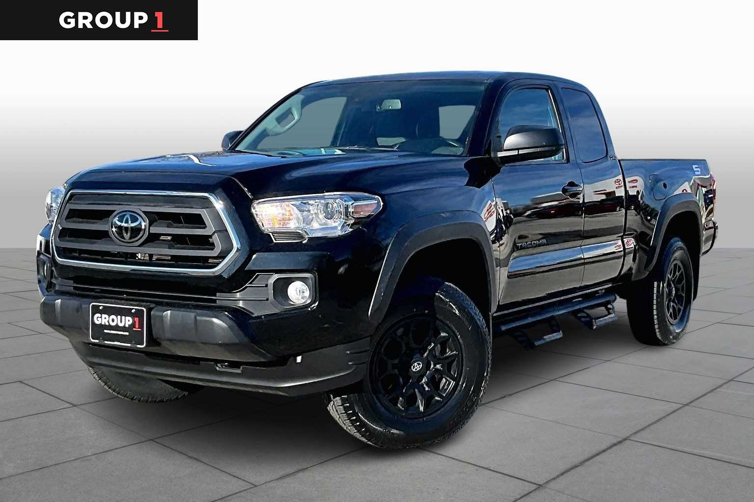 2023 Toyota Tacoma SR5's photo