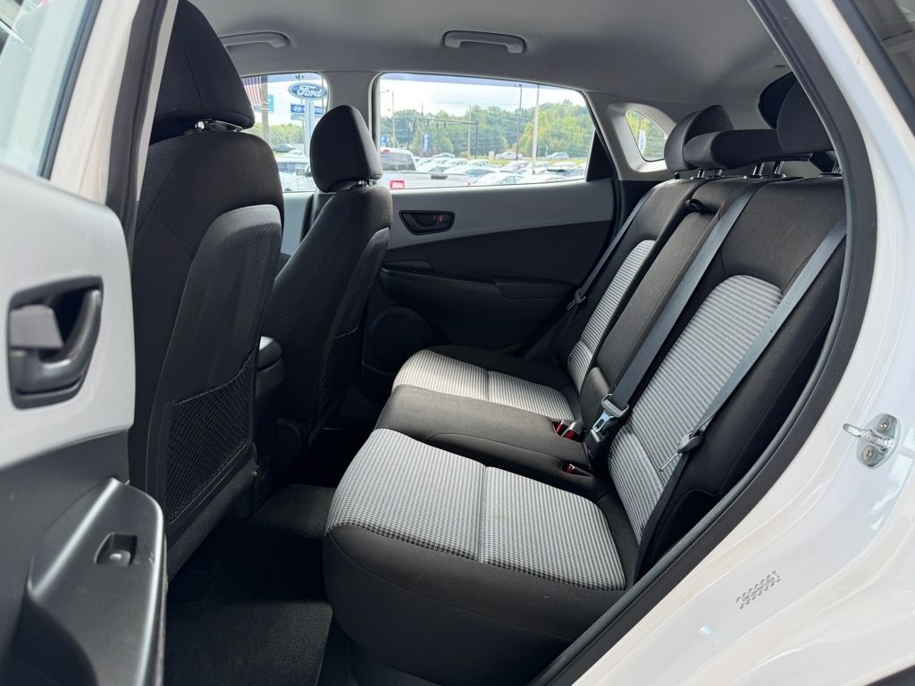 2021 Hyundai Kona SE photo 10