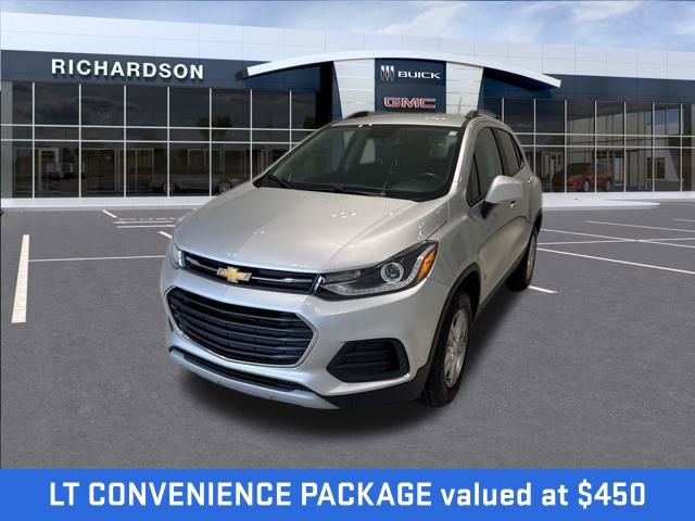 2022 Chevrolet Trax LT photo 3
