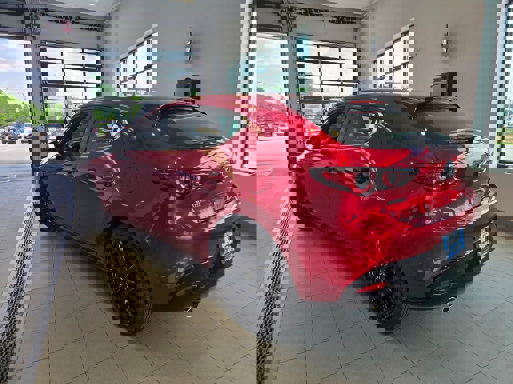 2025 Mazda Mazda3 Hatchback 2.5 Select Sport photo 12