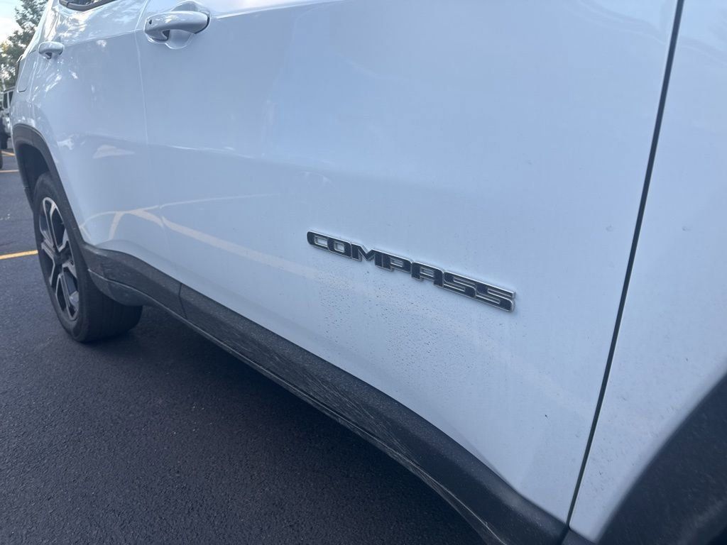 2023 Jeep Compass Limited photo 4