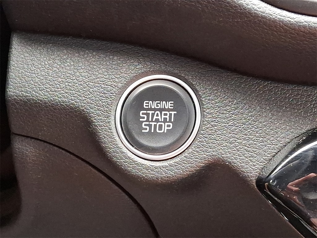 2022 Kia Forte GT-Line photo 23
