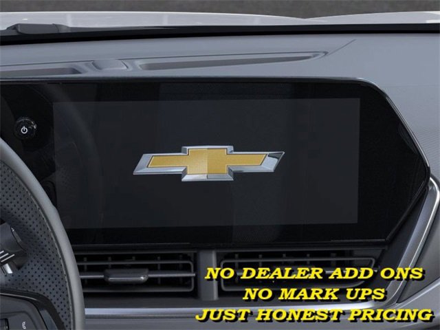 2025 Chevrolet Trax LT photo 17