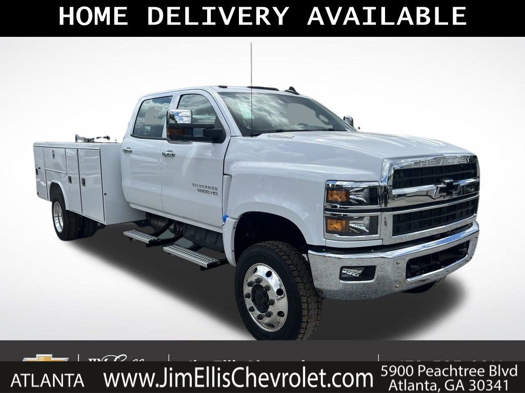 2024 Chevrolet Silverado 4500 Medium Duty Chassis Cab Work Truck's photo