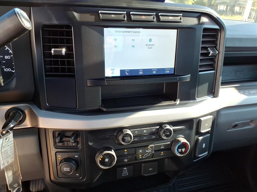 2024 FORD F-250 - Image 18
