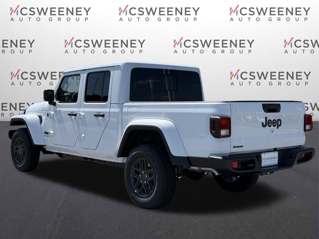 2025 Jeep Gladiator Sport S photo 3