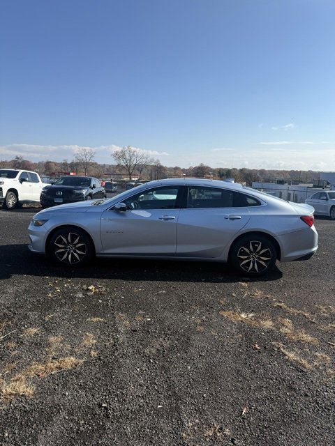 2018 Chevrolet Malibu 1LT photo 4