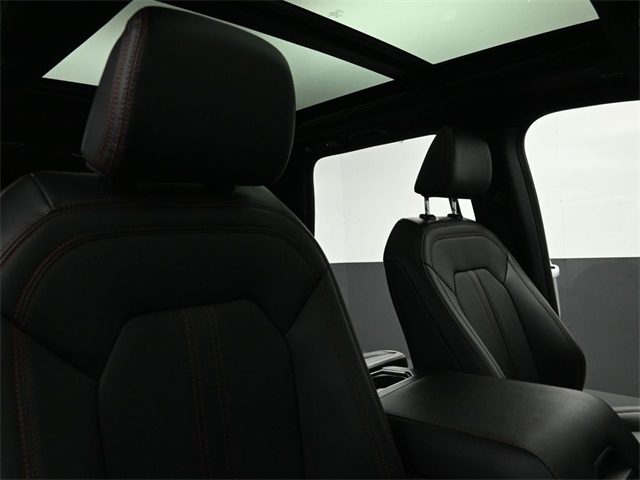 2024 Ford Expedition MAX Limited photo 32