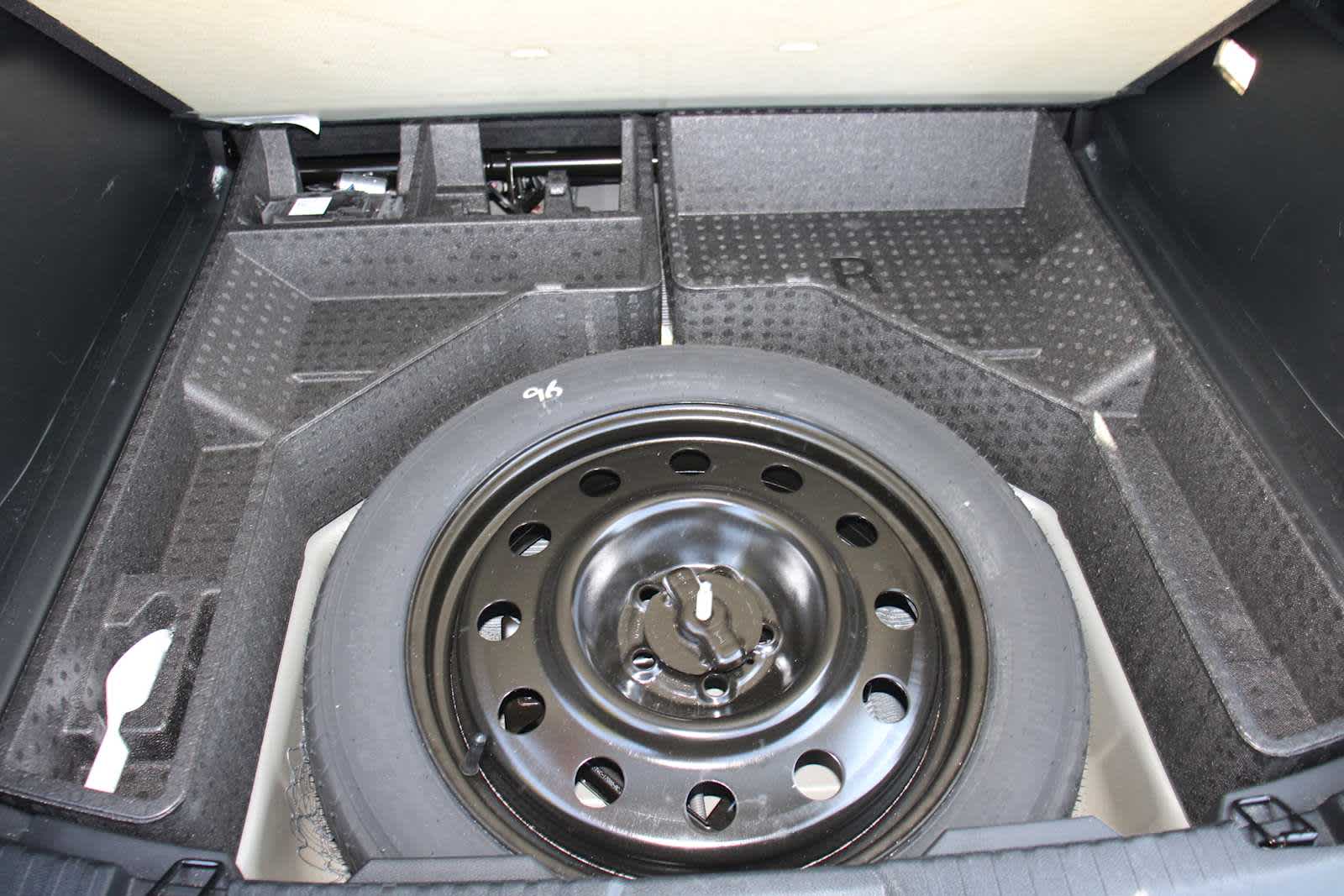 2022 Ford Edge Titanium photo 43