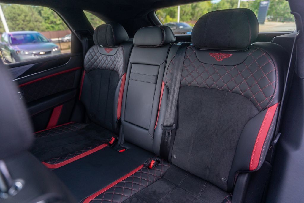 2020 Bentley Bentayga Speed photo 28