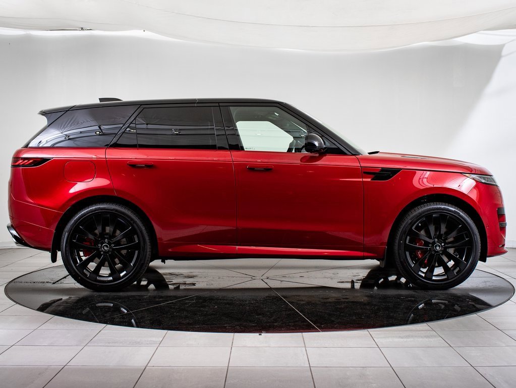 2025 Land Rover Range Rover Sport SE photo 10