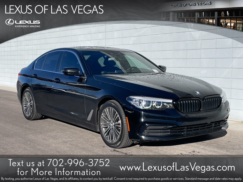 2019 BMW 5 Series 530i's photo