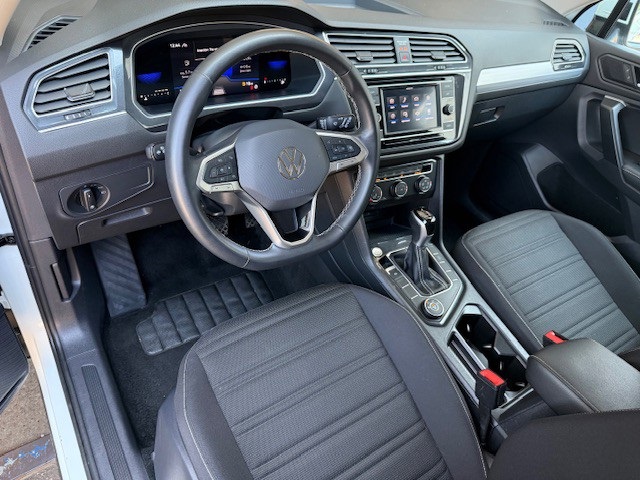 2024 Volkswagen Tiguan S photo 11