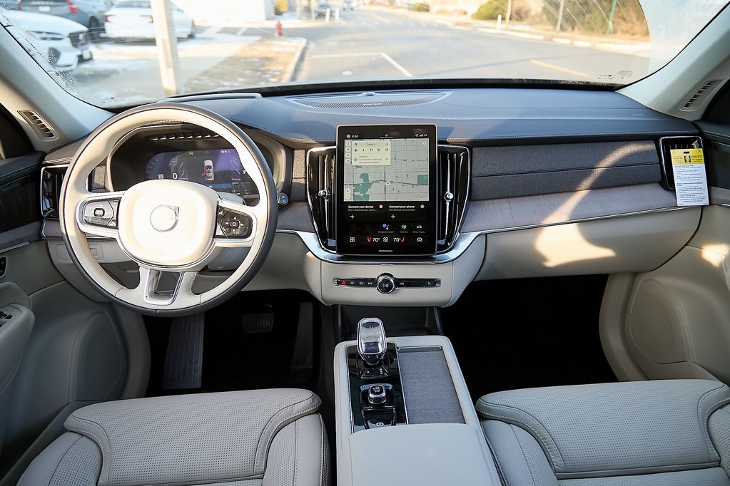 2026 VOLVO XC90 - Image 25