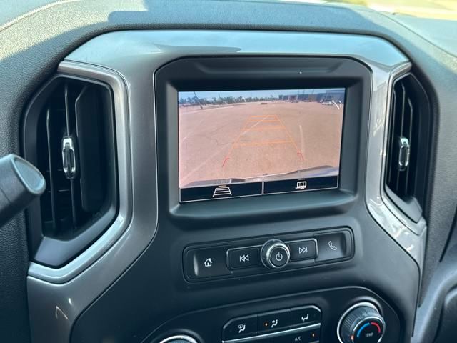2023 Chevrolet Silverado 1500 Custom photo 13