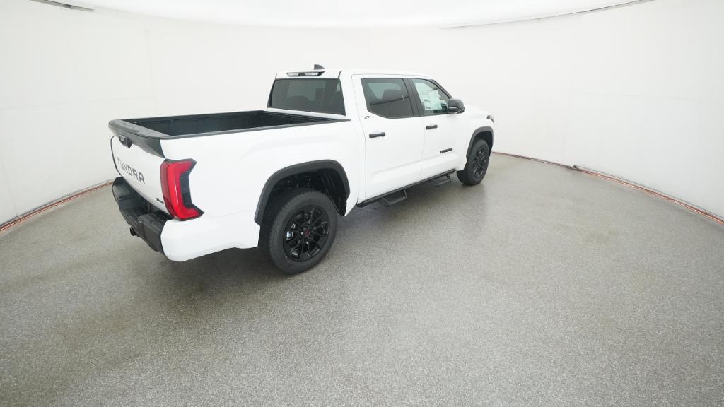 2026 Toyota Tundra SR5 CrewMax photo 18
