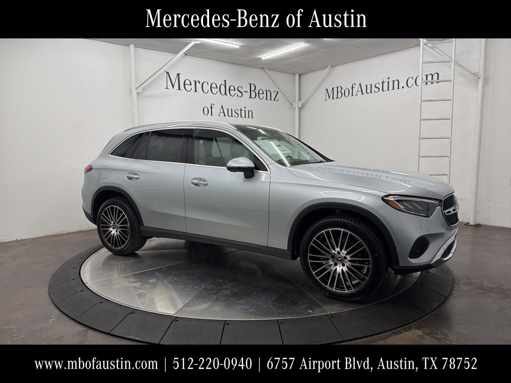 2026 Mercedes-Benz GLC Base's photo