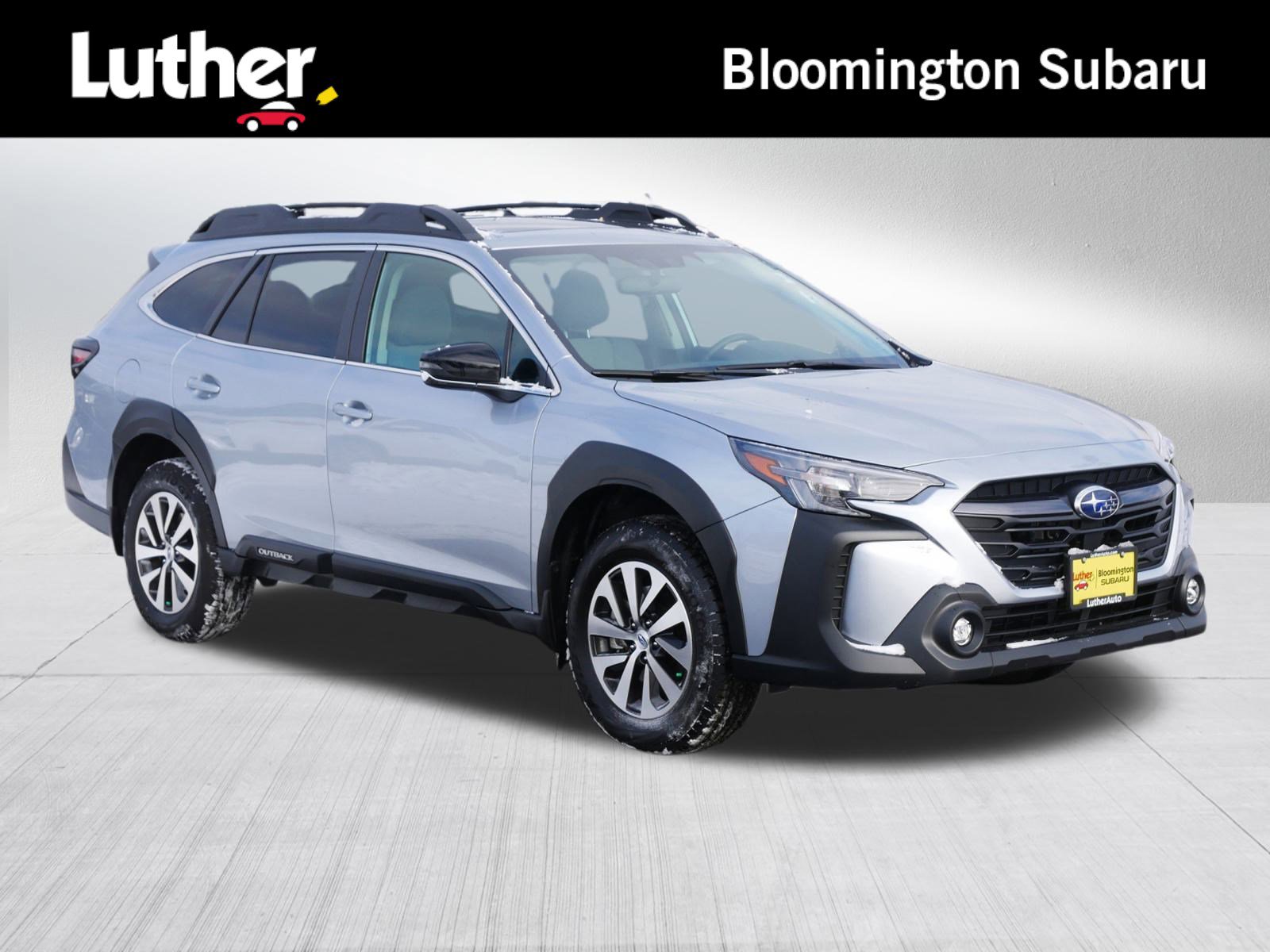 2025 Subaru Outback Premium's photo