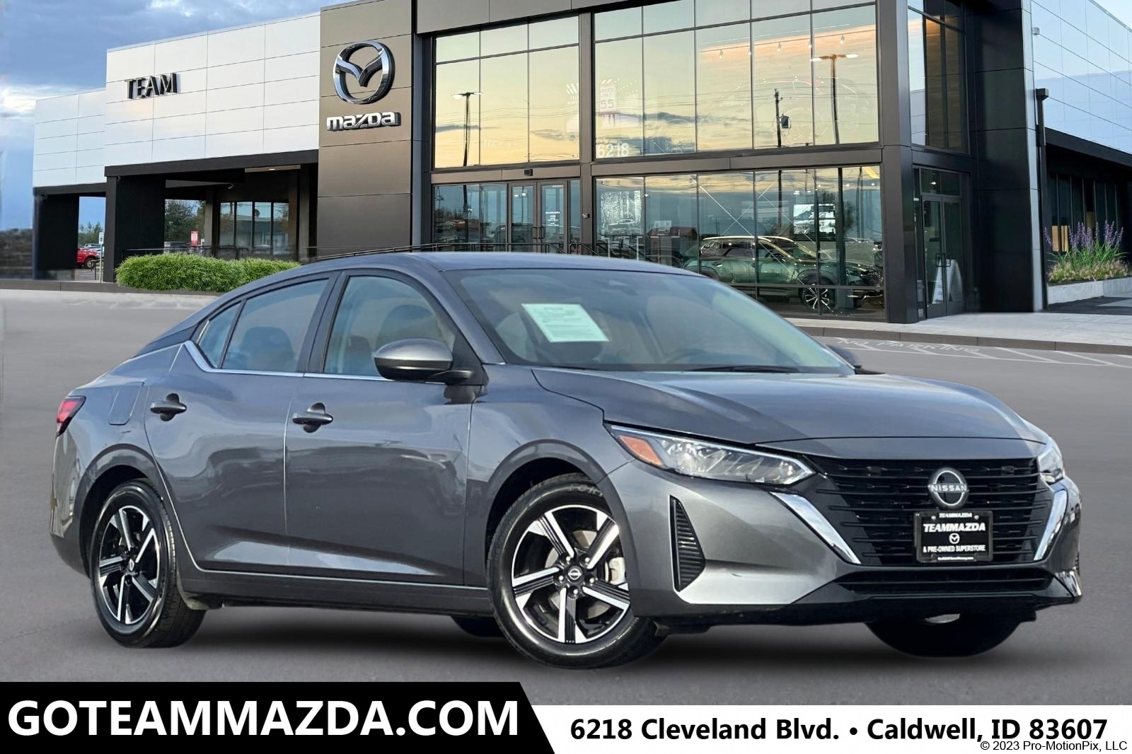 2024 Nissan Sentra SV's photo