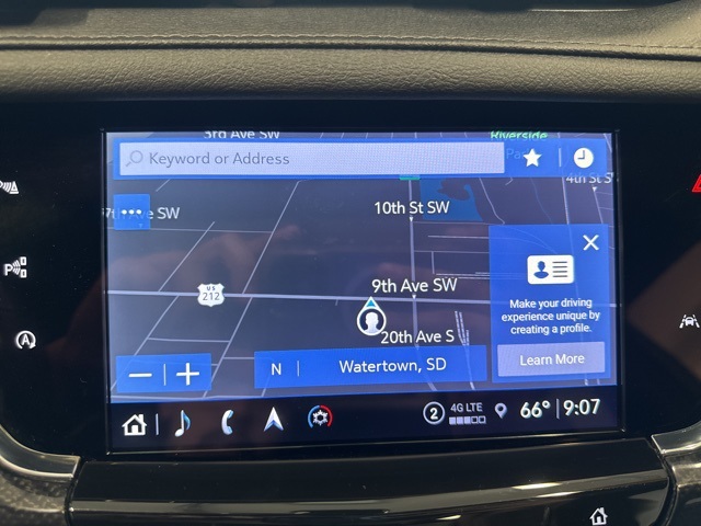 2024 Cadillac XT6 Sport photo 2