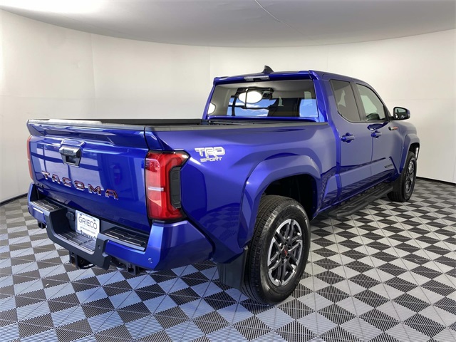 2024 Toyota Tacoma TRD Off-Road photo 5