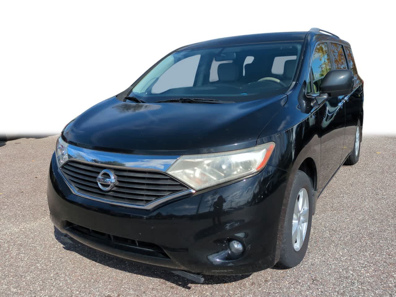 2015 Nissan Quest SV's photo