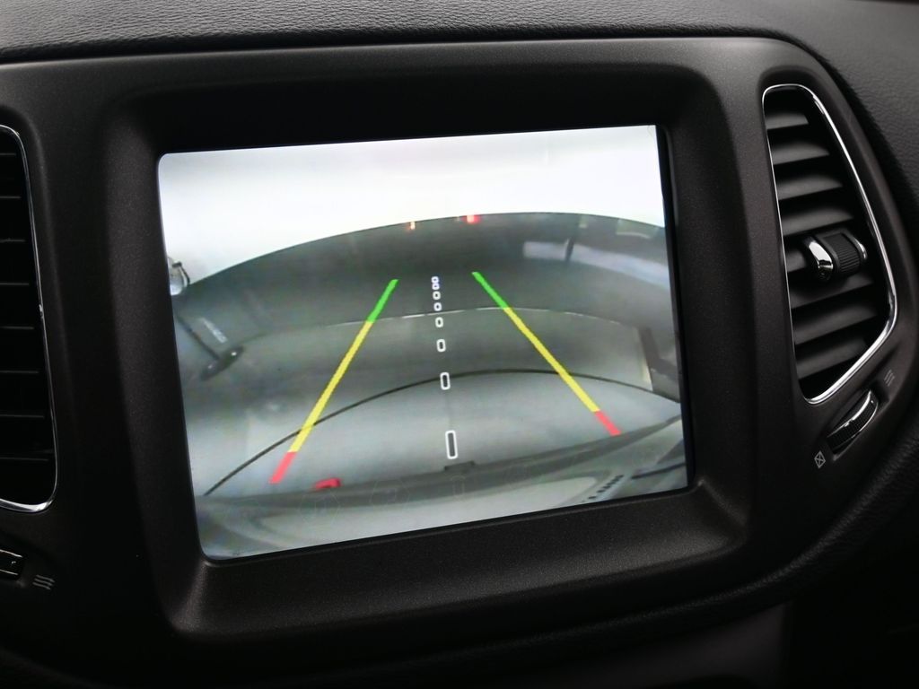 2021 Jeep Compass Trailhawk photo 14