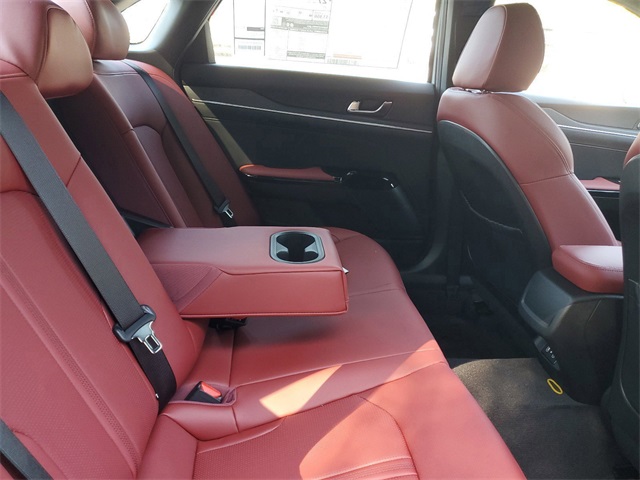 2025 Kia K5 GT-Line photo 28