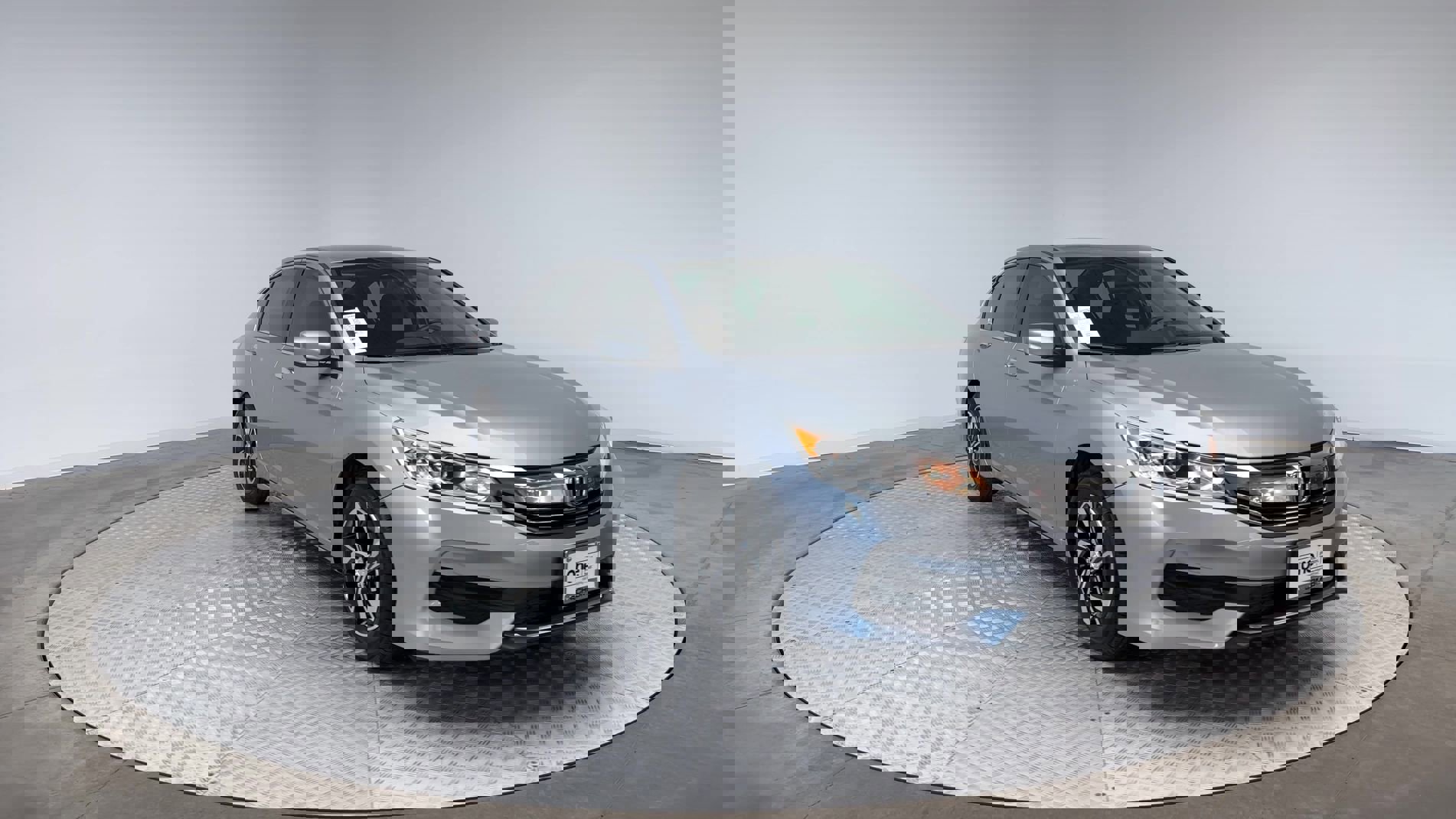 1HGCR2F3XHA047527