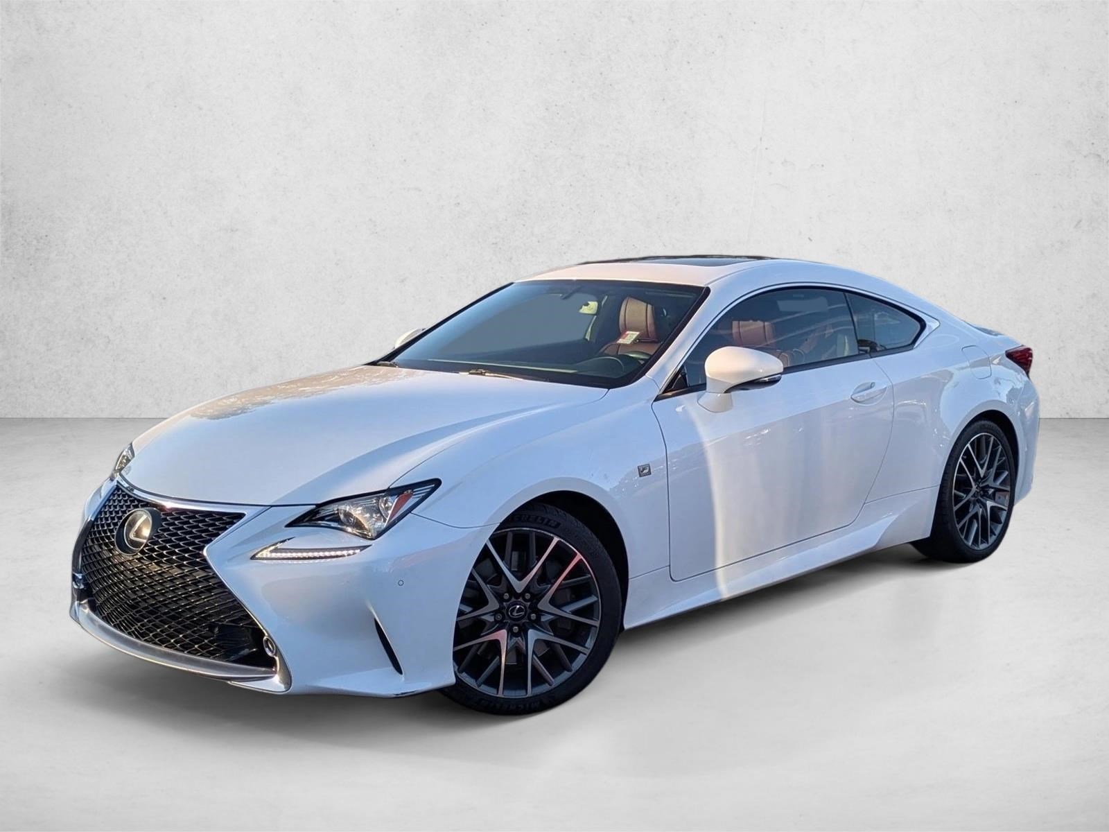 2017 Lexus RC 350's photo